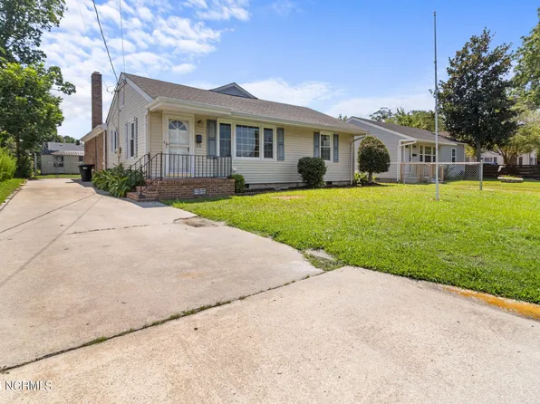 210 Meekins Street, Elizabeth City, NC 27909