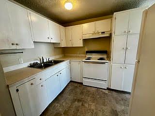 5th image of 628 E 16th Aly #1