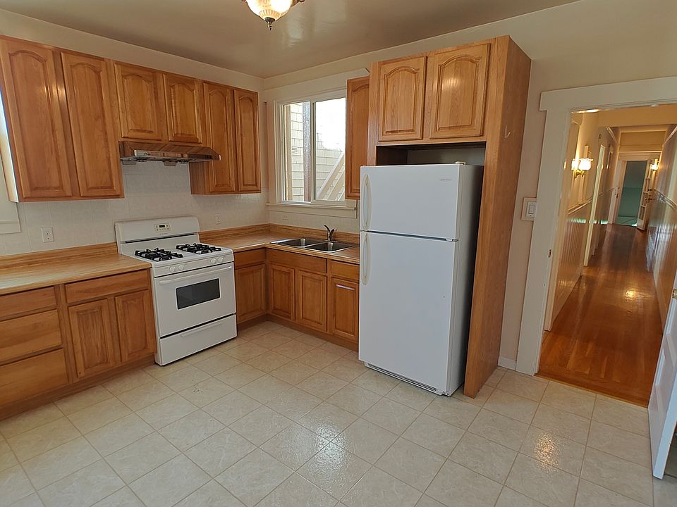 1st image of 1269 Green St #1275