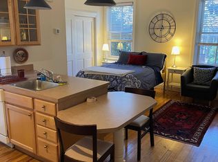 134 11th St SE #3, Washington, DC 20003