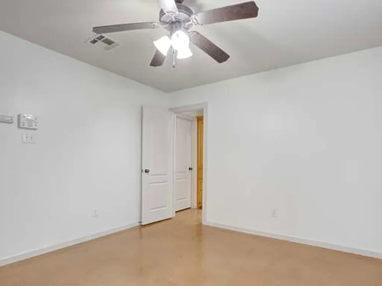 108 Nouveau Ln #A — Photo 6
