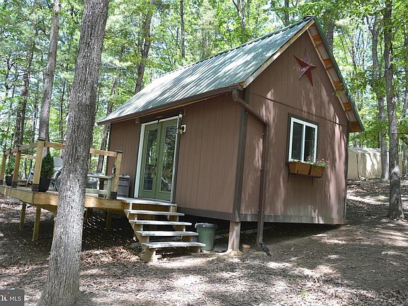 3rd image of Files Chapel Dr