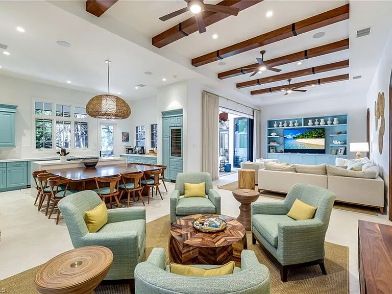2904 Tiburon Blvd E — Photo 14