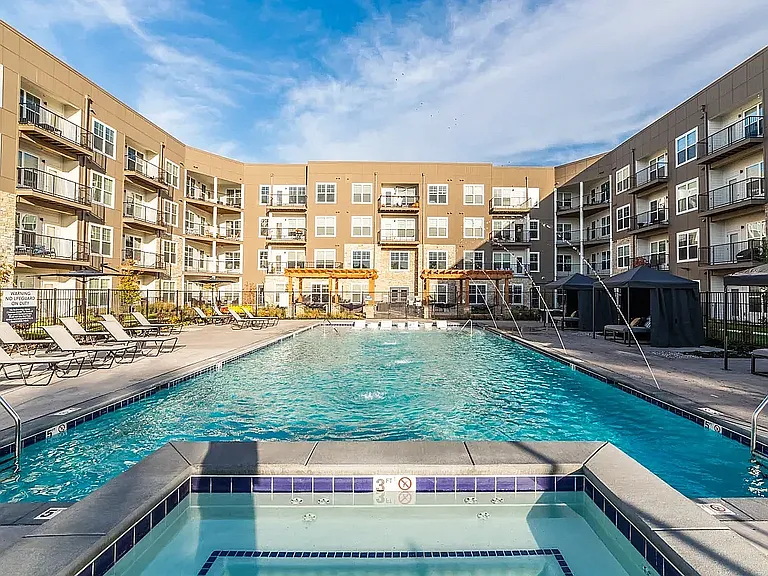 Rewind at Crest Pool