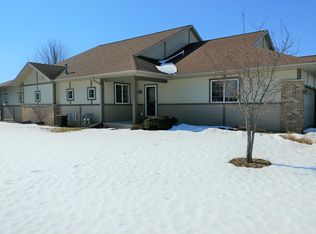 1721 Teal Ln UNIT 1, Sheboygan Falls, WI 53085