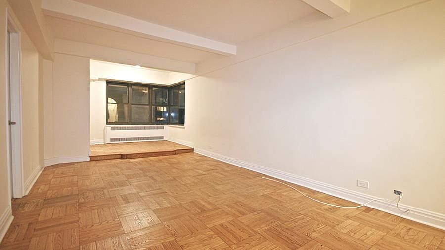 1st image of 141 E 56th St #9D/