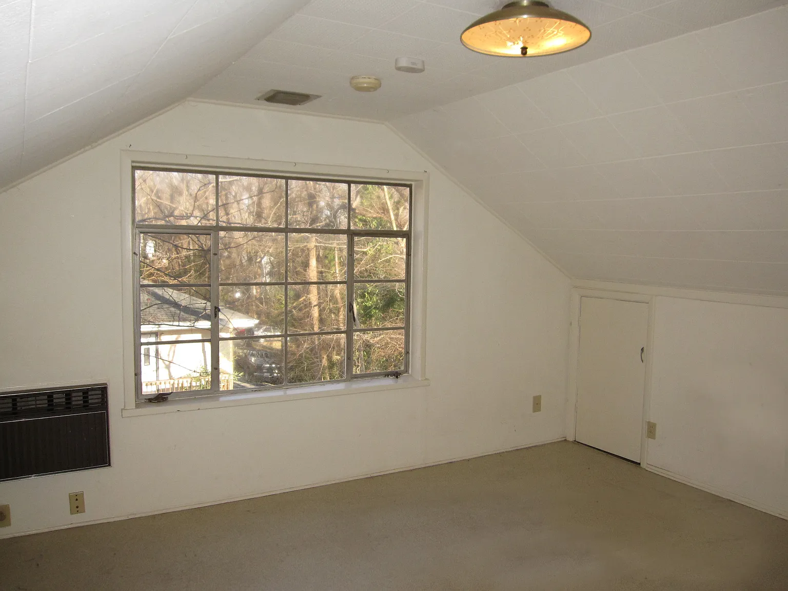 Studio, 350 sqft, $875 — Photo 4