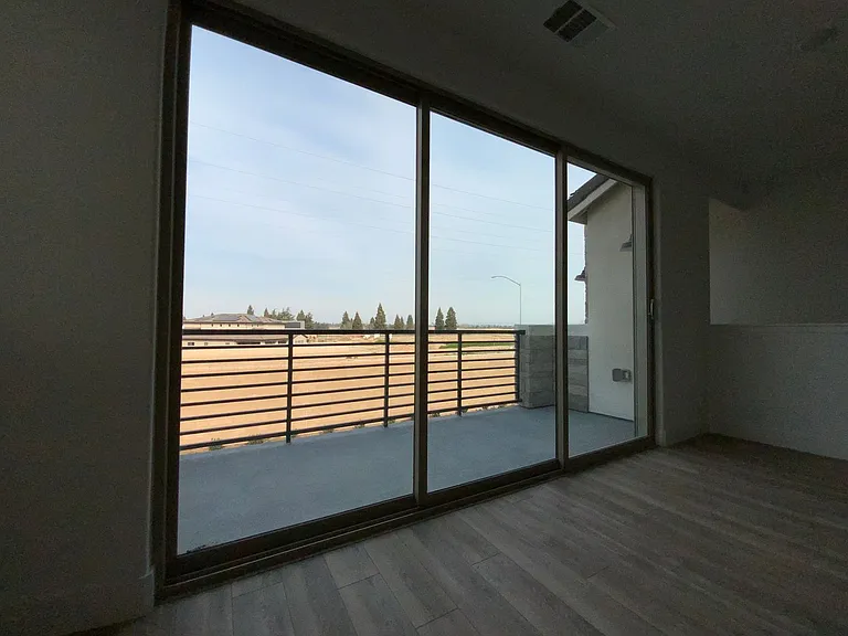 10991 N Blackberry Dr — Photo 12