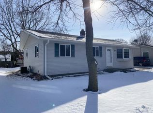 3201 Mero St, Manitowoc, WI 54220