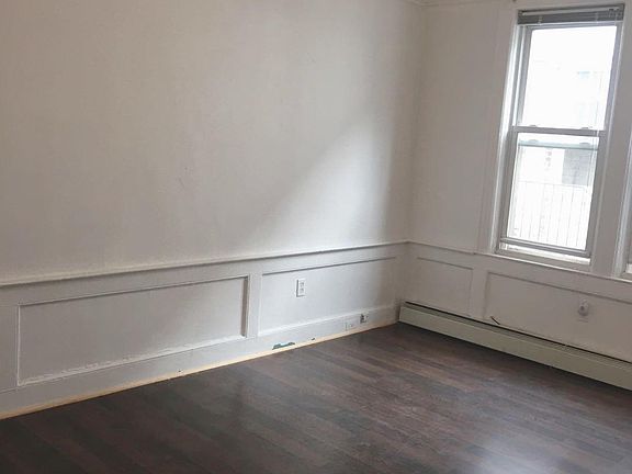 4th image of 4007 201st St Floor 1
