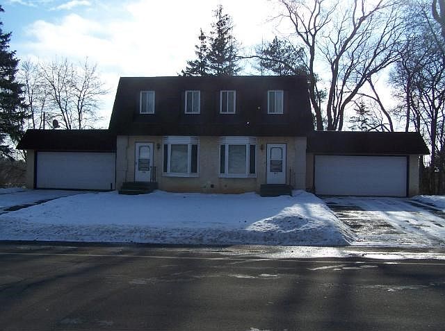 1st image of 970 Woodhill Dr