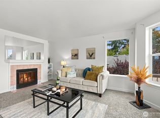 2152 N 112th St UNIT 409, Seattle, WA 98133