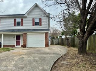 2508-B Bluff View Ct, Greenville, NC 27834