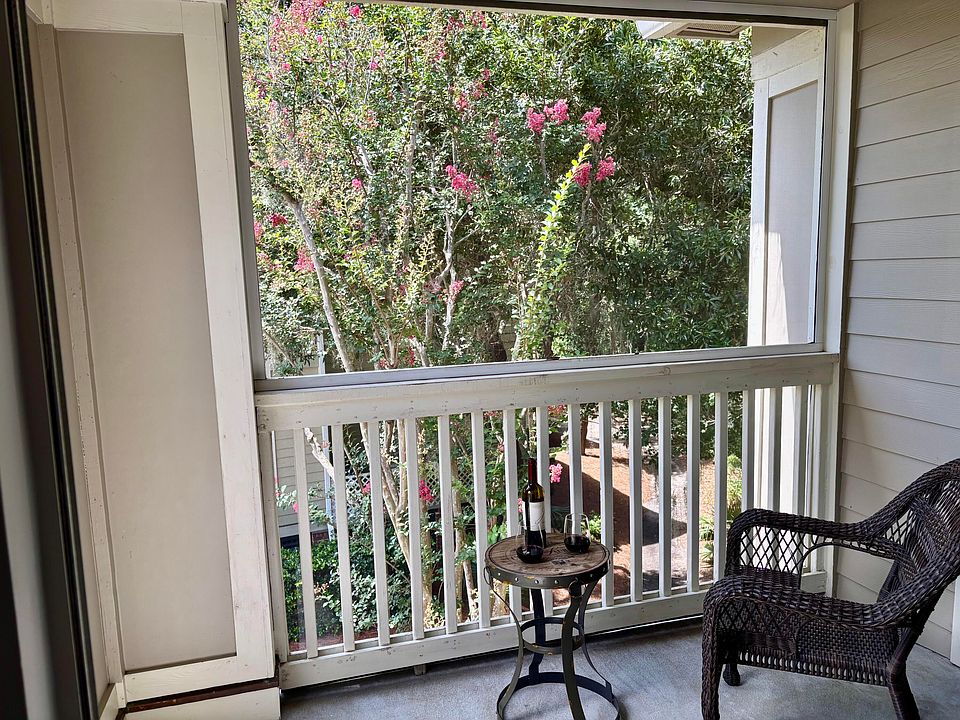 1st image of 1600 Long Grove Dr Unit 1222
