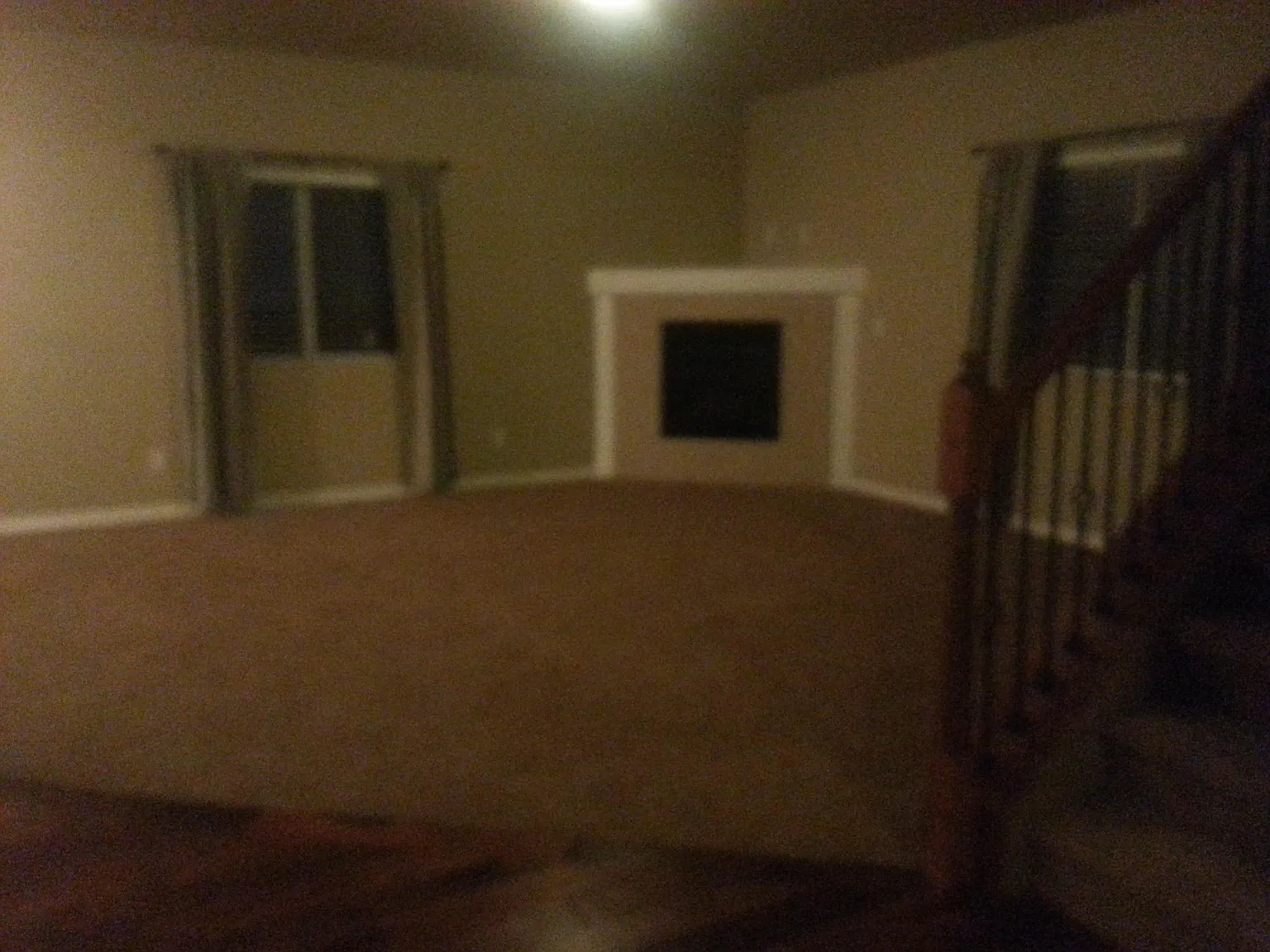 5 bed, 4300 sqft, $3,600 — Photo 2