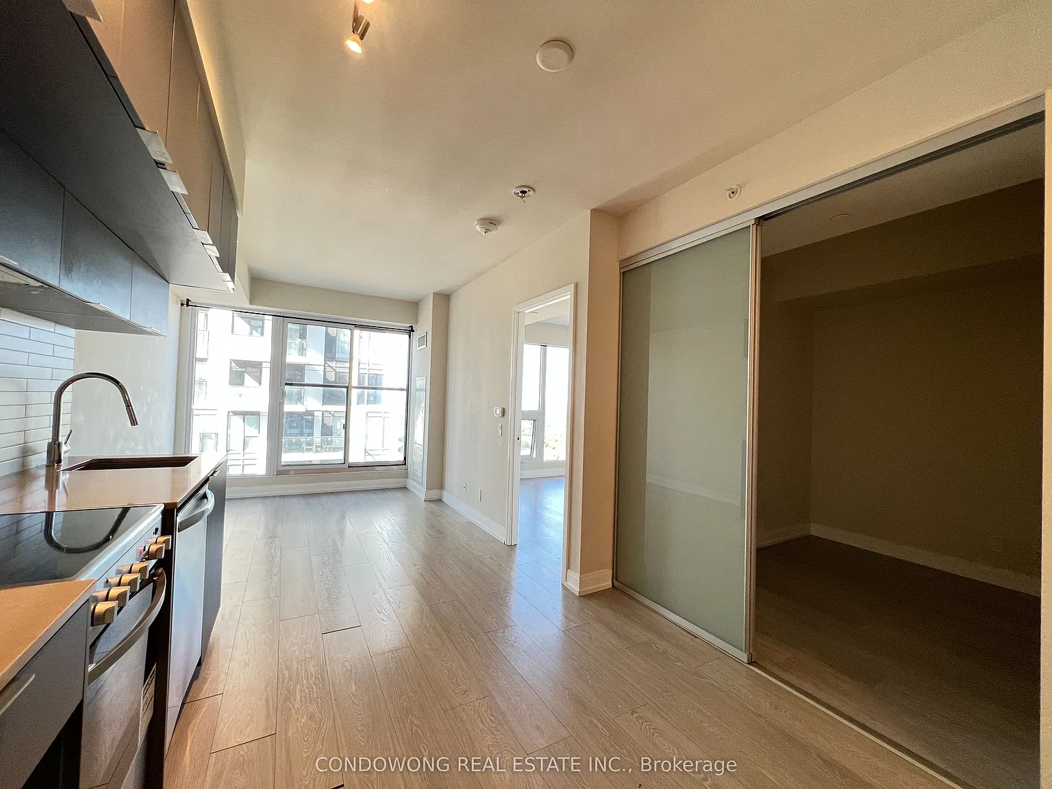2 bed, $2,200 — Photo 4