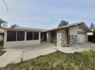 1105 Taylor Ct, Lake Elsinore, CA 92530