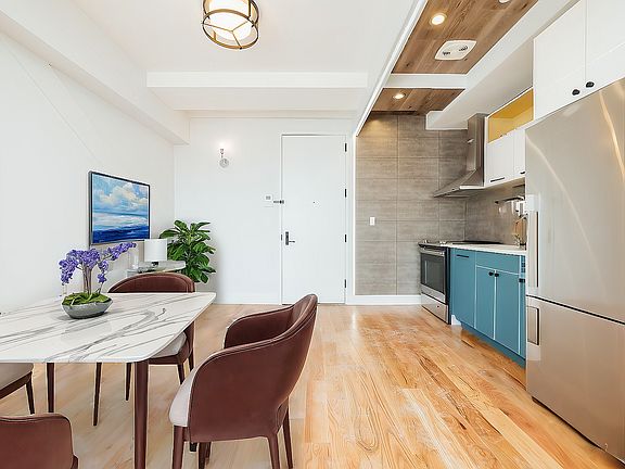 4th image of 1557 Fulton St APT 6A
