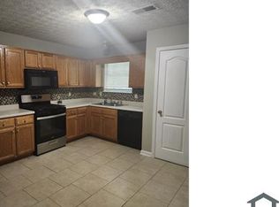 3027 Fields Dr, Lithonia, GA 30038