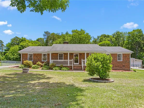 1244 Lawndale Rd, Graham, NC 27253