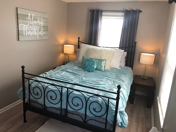 5th image of 408 Valley Brook Ave #2