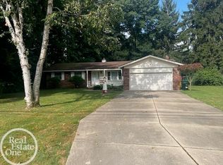 54625 Ridge Rd, New Baltimore, MI 48047