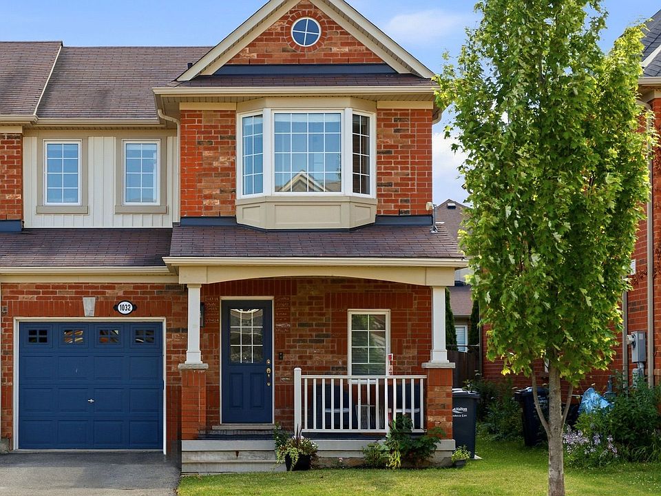 1st image of 1032 Diefenbaker St