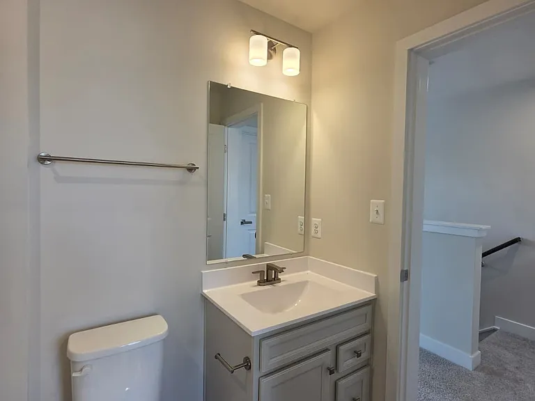 2928 Maisel St — Photo 36