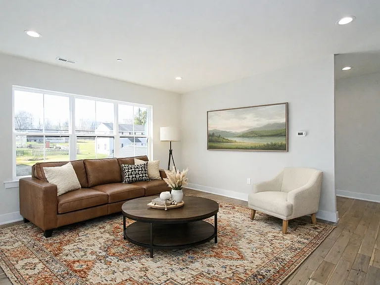51 W Clymer Ave — Photo 8