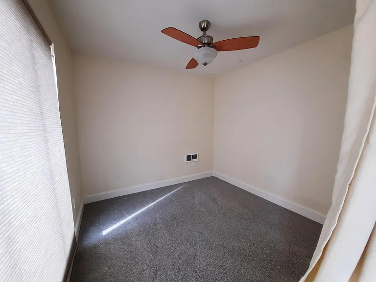 Office alcove
