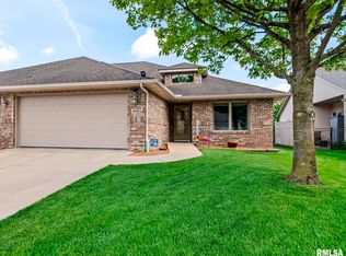 4102 Highbury Dr, Springfield, IL 62711