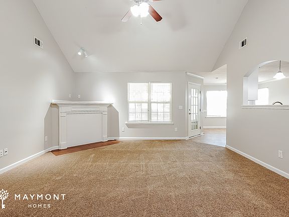 3rd image of 3114 Alexandria Dr