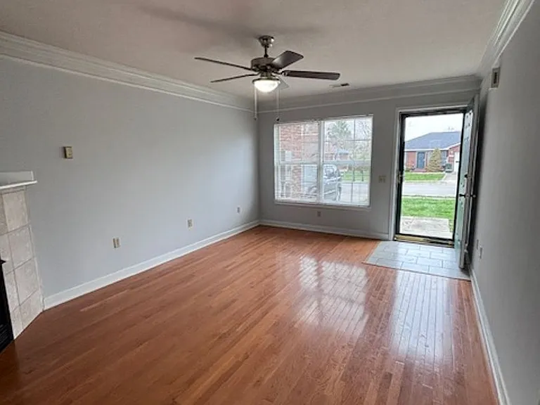 117 Croghan Way — Photo 3