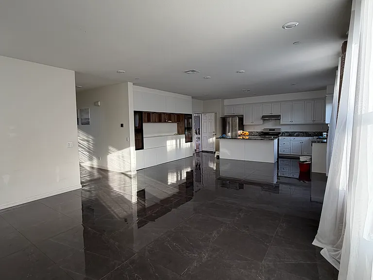 4664 S Rogers Way — Photo 3