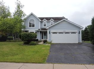 1100 Stone Creek Cir, Crystal Lake, IL 60014