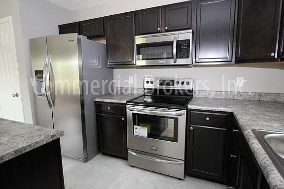 5th image of 3186 Fleming Dr #3186FD