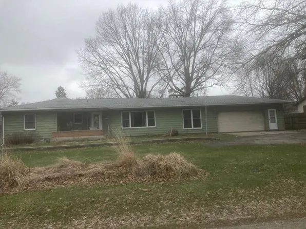 410 Barbara St, Mount Morris, IL 61054