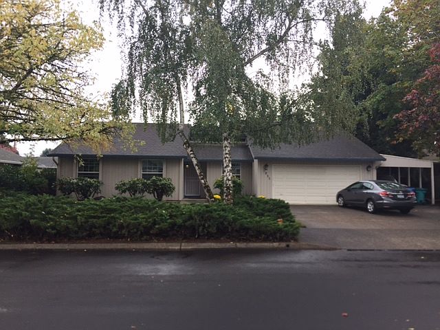 1st image of 711 NE 130th St