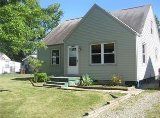 1054 Woodland Pl, Sharon, PA 16146