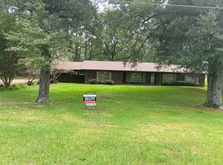 615 Bill Clinton Dr, Hope, AR 71801