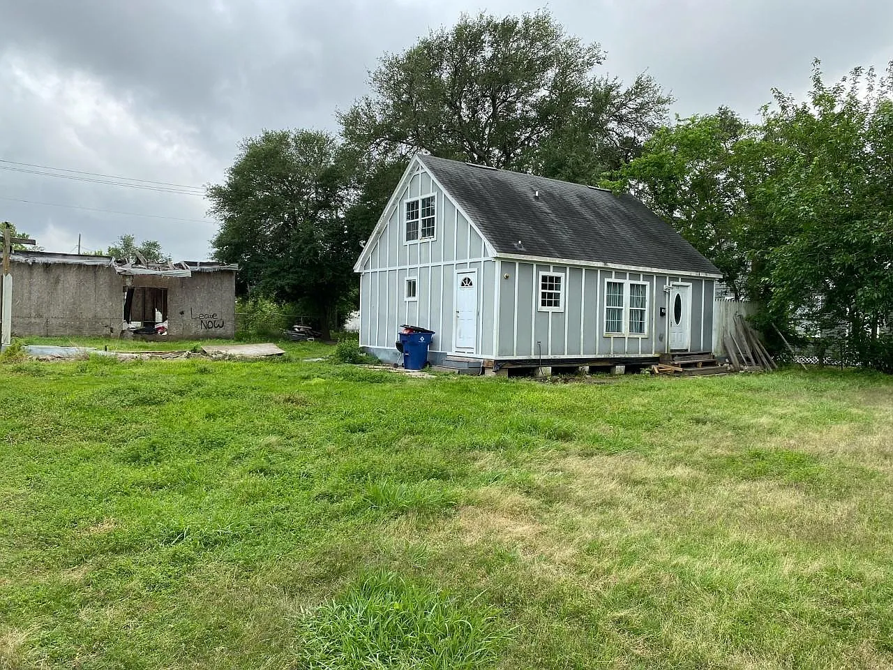 3 bed, 1020 sqft, $950 — Photo 2