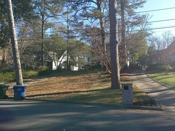 4th image of 2849 Alpine Rd NE