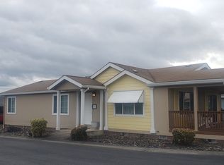 33770 SE Springlake Dr, Scappoose, OR