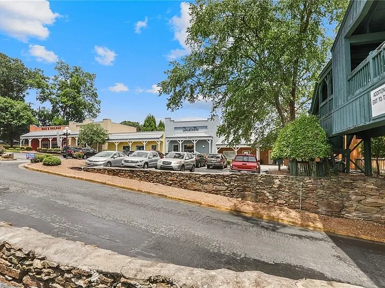 244 Mill Creek Pl — Photo 21