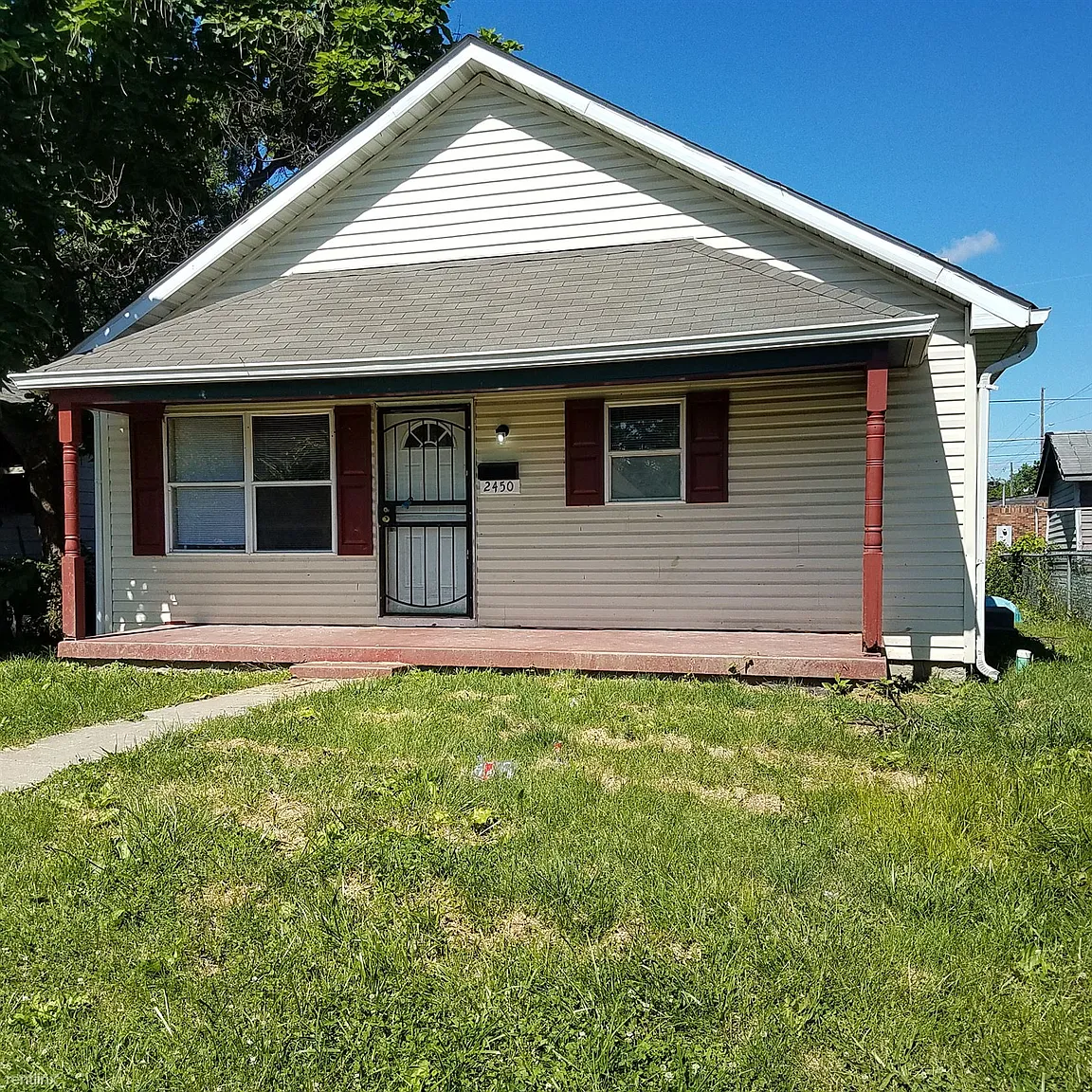 2450 N Dearborn St photo 1
