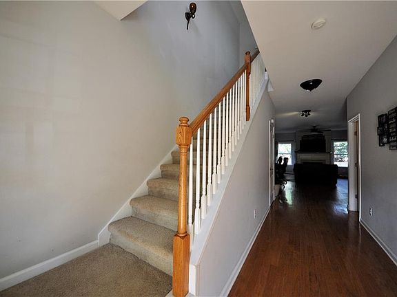 2nd image of 43 Highland Pointe Cir E