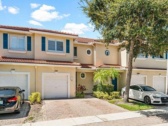 2nd image of 2788 S Evergreen Cir