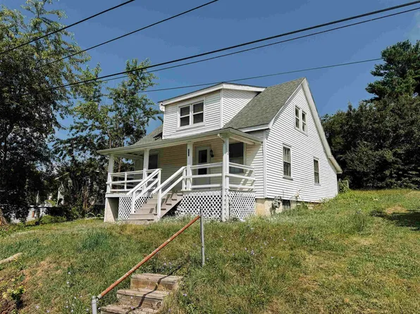 660 Liberty St, Christiansburg, VA 24073