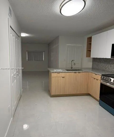 3518 W 80th St #101-49 — Photo 5