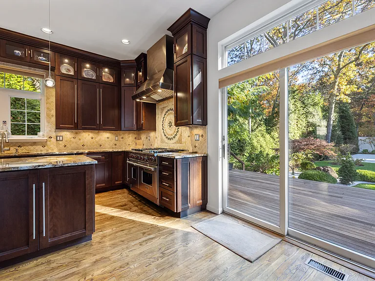 7 Spring Close Ln — Photo 10